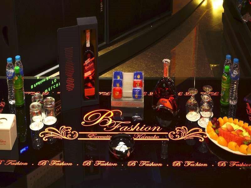 B Fashion Hotel Jakarta Exterior photo
