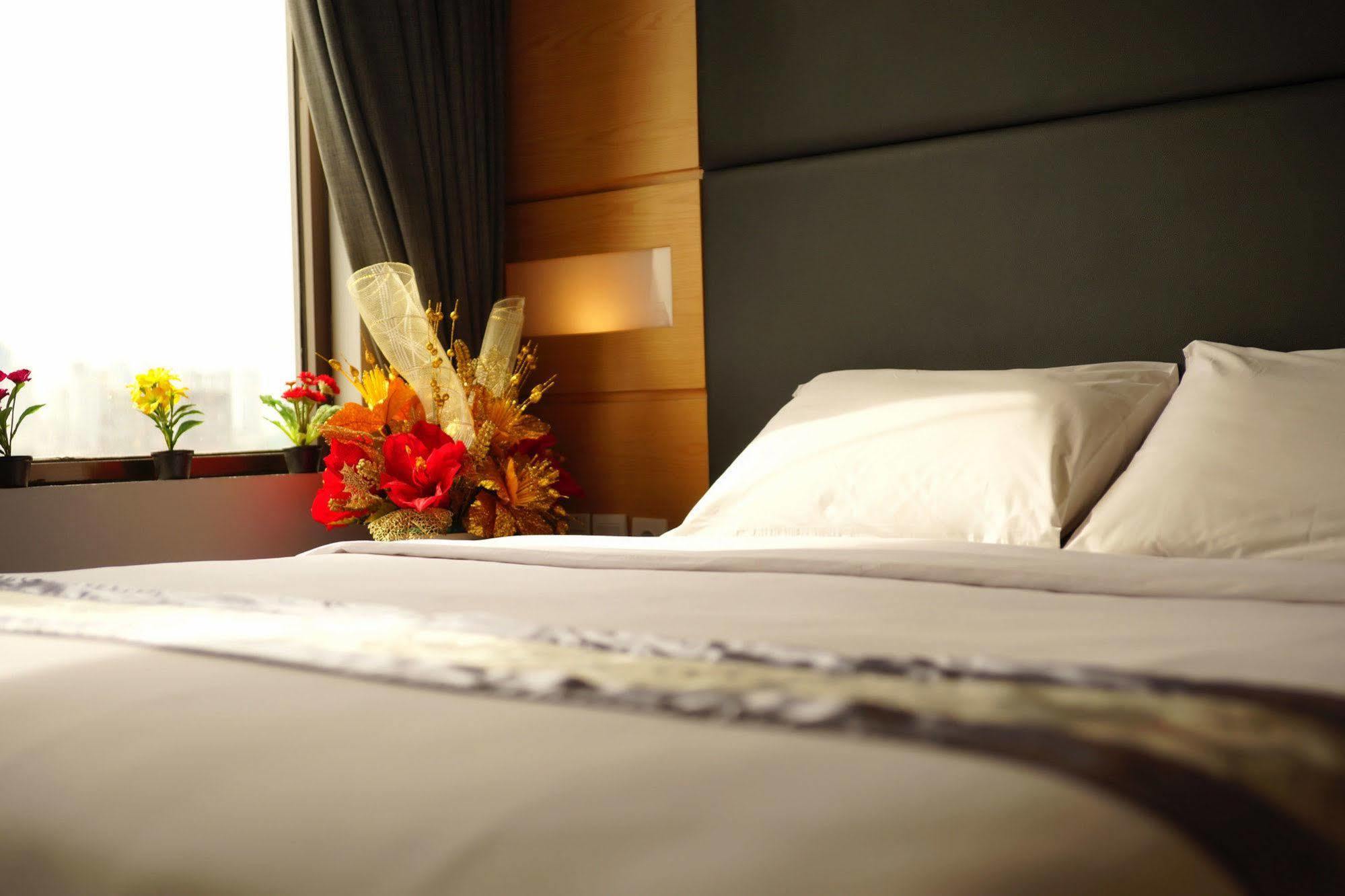 B Fashion Hotel Jakarta Exterior photo